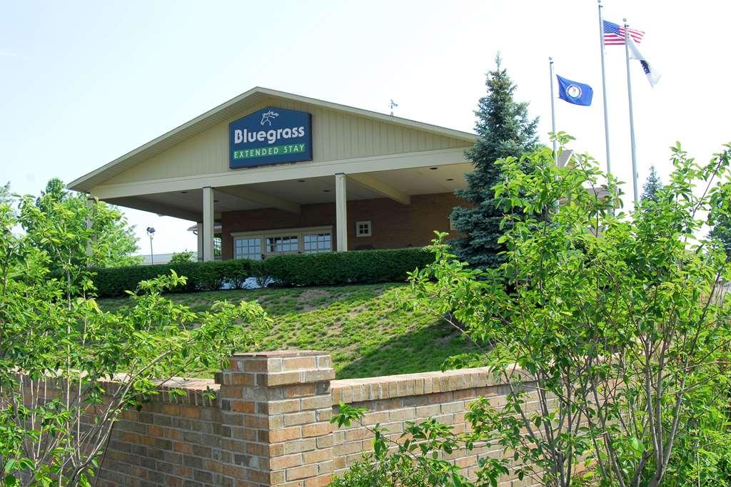Bluegrass Extended Hotel 2*