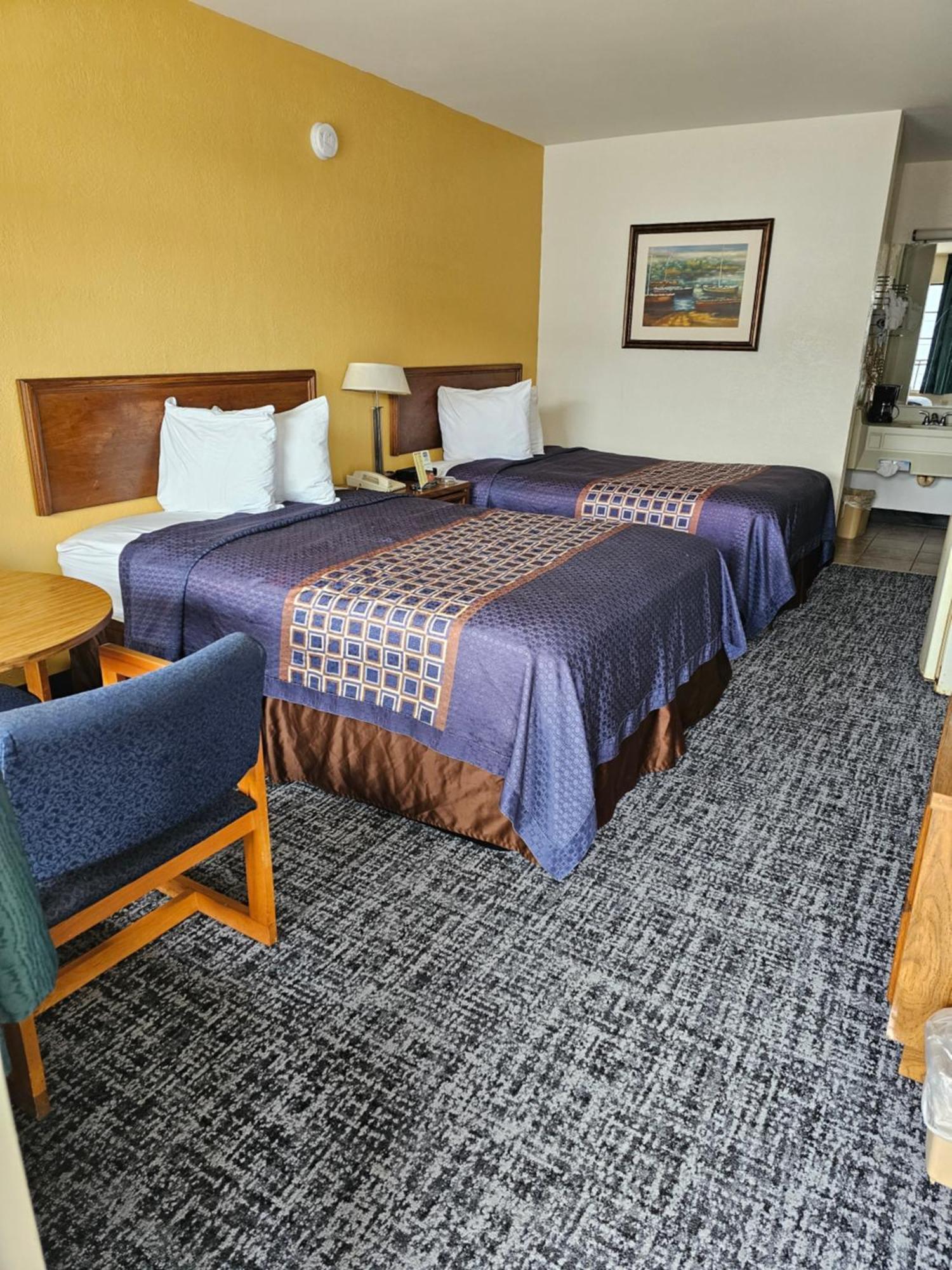 Hotel Bluegrass Extended 2*