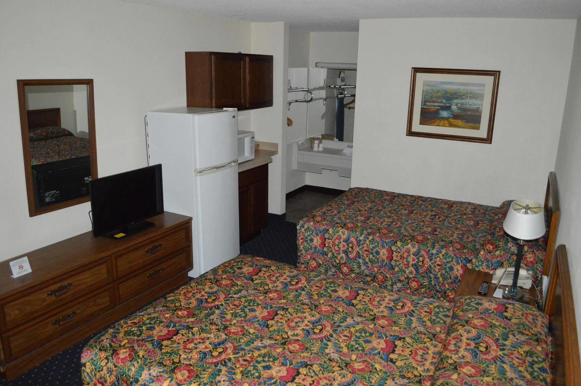 Bluegrass Extended Hotel 2*