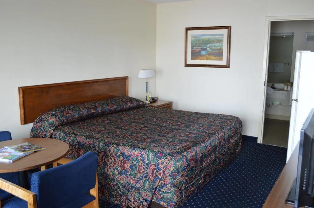 Hotel Bluegrass Extended
